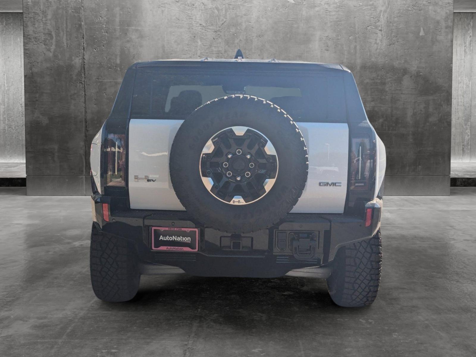 2025 GMC HUMMER EV SUV Vehicle Photo in LONE TREE, CO 80124-2750