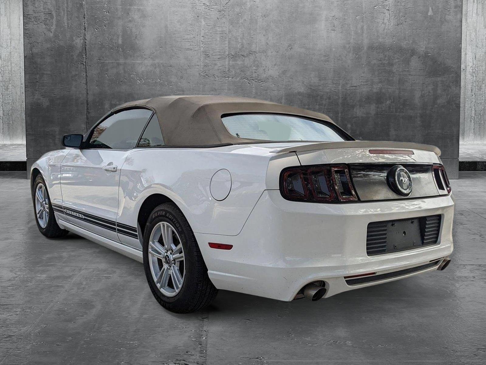 2013 Ford Mustang Vehicle Photo in Jacksonville, FL 32256