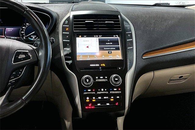 2019 Lincoln MKC Vehicle Photo in TOPEKA, KS 66609-0000