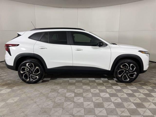 2025 Chevrolet Trax Vehicle Photo in PHOENIX, AZ 85014-3381
