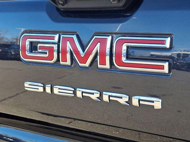 2024 GMC Sierra 1500 Vehicle Photo in WATERTOWN, CT 06795-3318