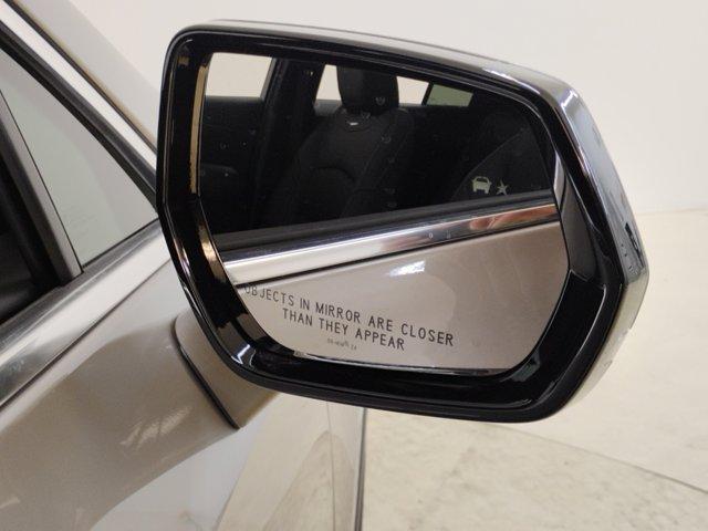 2025 Cadillac XT4 Vehicle Photo in PINEVILLE, NC 28134-8495