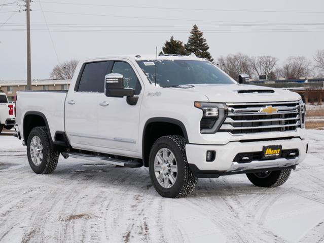 2025 Chevrolet Silverado 3500 HD Vehicle Photo in MAPLEWOOD, MN 55119-4794