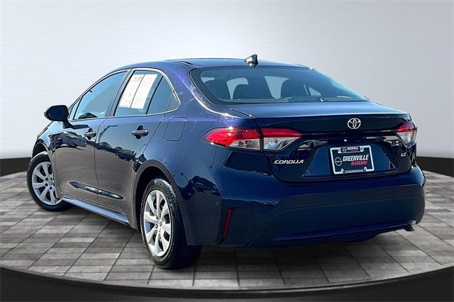 Used 2022 Toyota Corolla LE with VIN 5YFEPMAE5NP332032 for sale in Greenville, NC