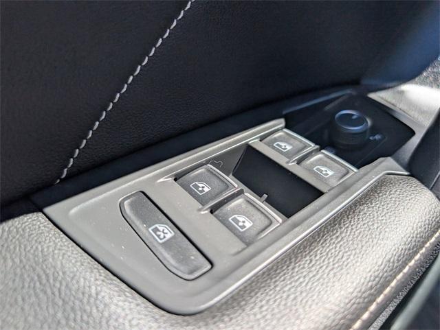 2022 Volkswagen Tiguan Vehicle Photo in AURORA, CO 80012-4011