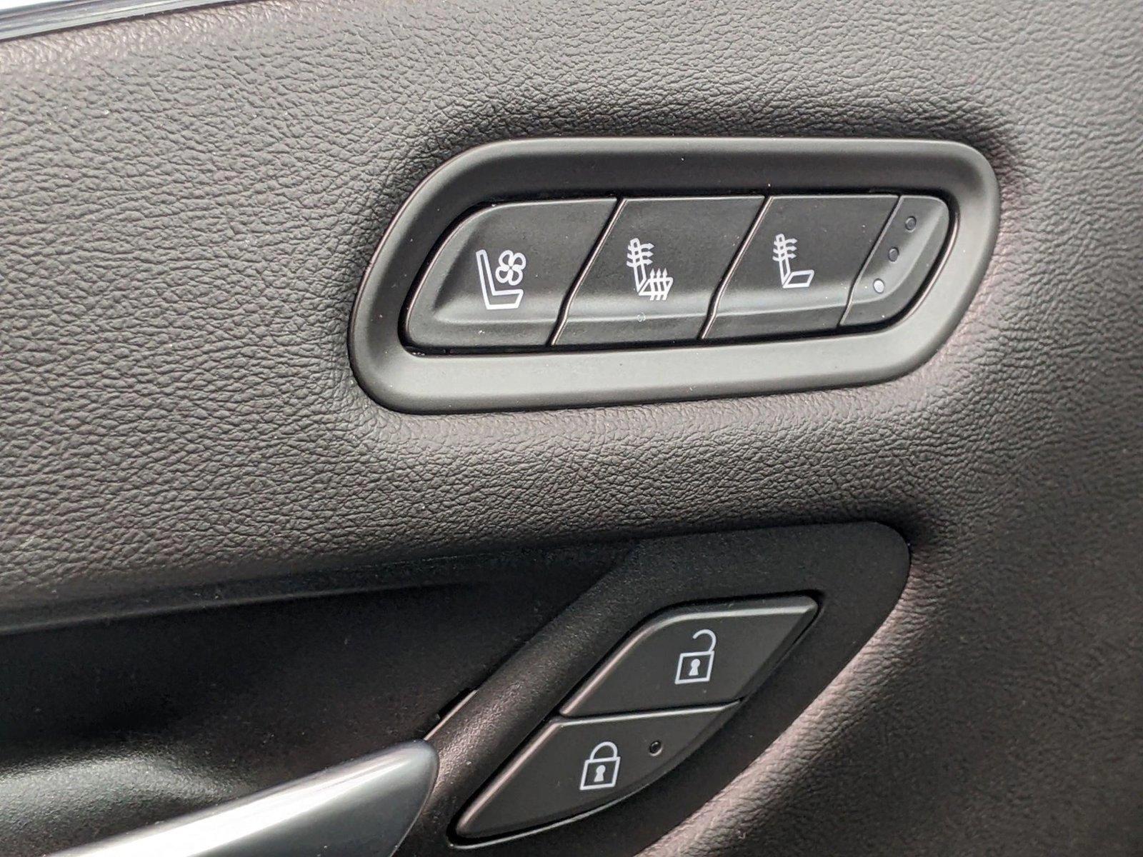 2022 Cadillac Escalade Vehicle Photo in TIMONIUM, MD 21093-2300