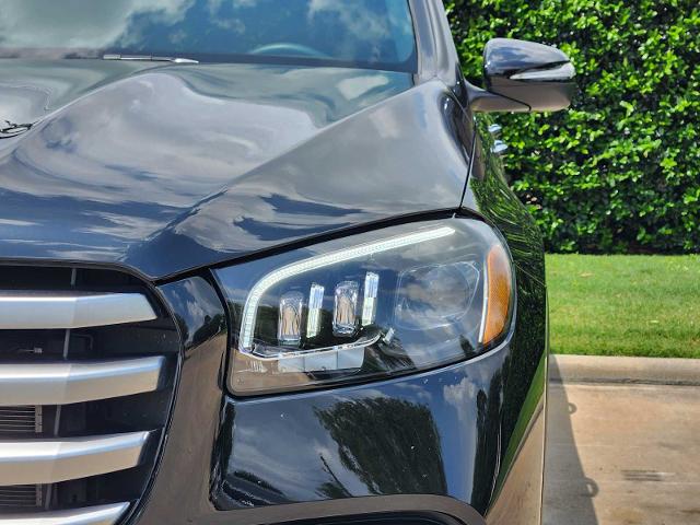 2025 Mercedes-Benz GLS Vehicle Photo in HOUSTON, TX 77079