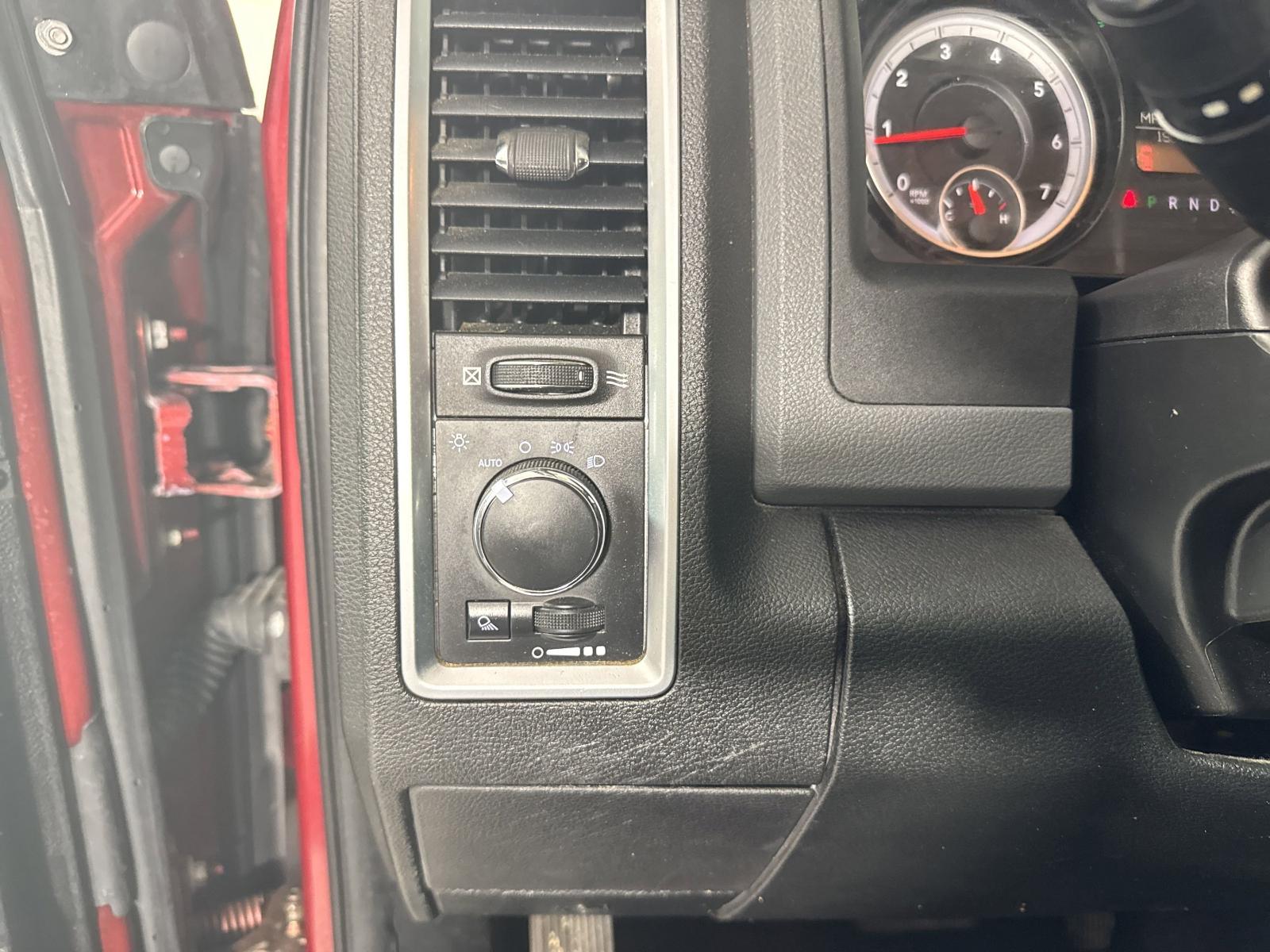 2015 Ram 1500 Vehicle Photo in GEORGETOWN, TX 78626-7508