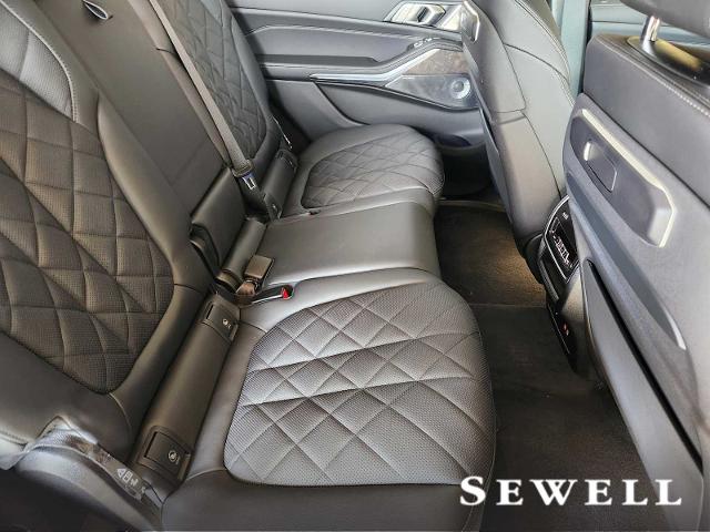 2025 BMW X7 xDrive40i Vehicle Photo in PLANO, TX 75024