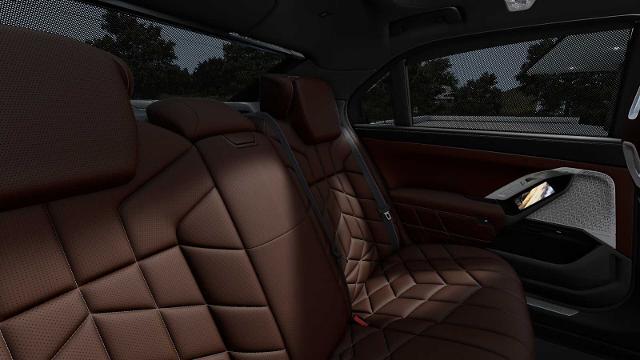 2025 BMW 750e xDrive Vehicle Photo in GRAPEVINE, TX 76051