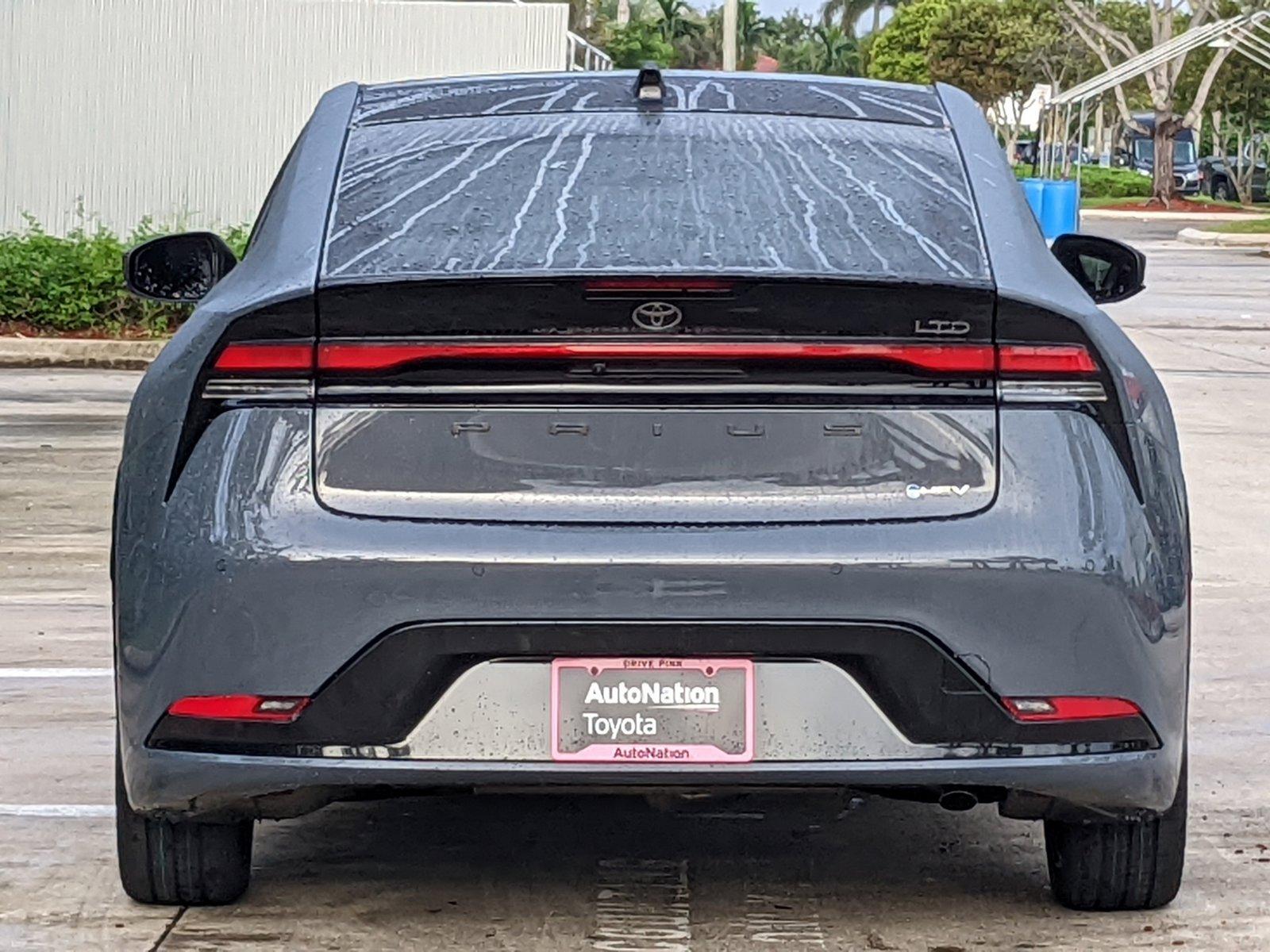 2024 Toyota Prius Vehicle Photo in Davie, FL 33331