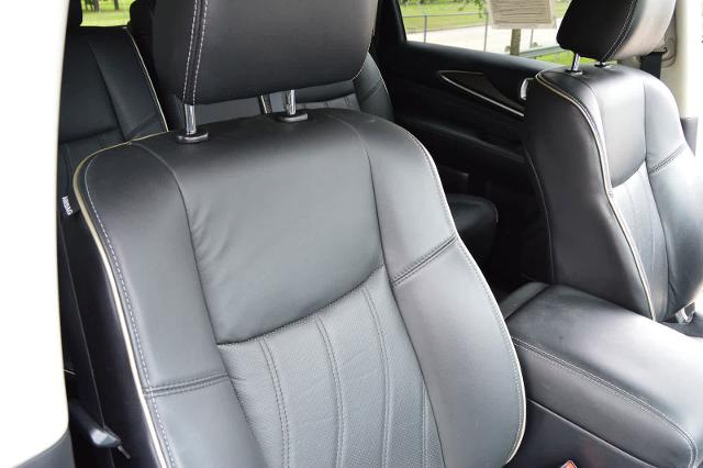 2017 INFINITI QX60 Vehicle Photo in Houston, TX 77090