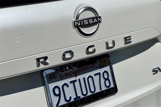 2022 Nissan Rogue Vehicle Photo in ELK GROVE, CA 95757-8703