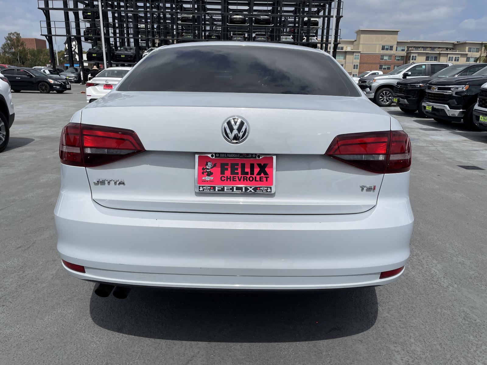 2018 Volkswagen Jetta Vehicle Photo in LOS ANGELES, CA 90007-3794