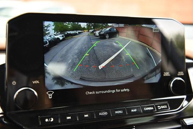 2025 Nissan Pathfinder Vehicle Photo in Ballwin, MO 63011