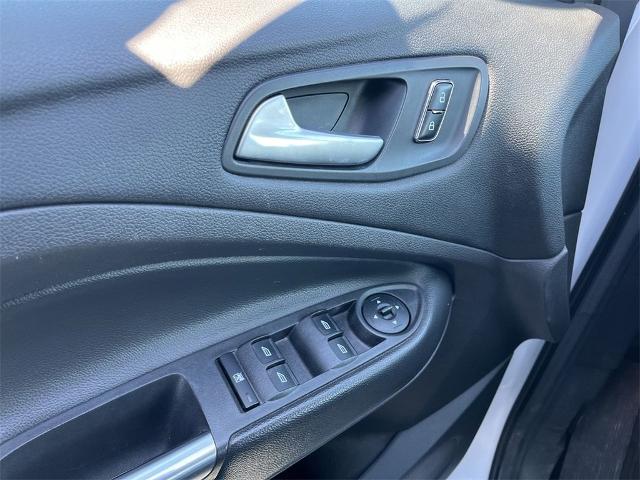 2015 Ford Escape Vehicle Photo in TULLY, NY 13159-3159