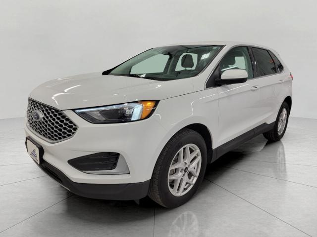 2024 Ford Edge Vehicle Photo in APPLETON, WI 54914-8833