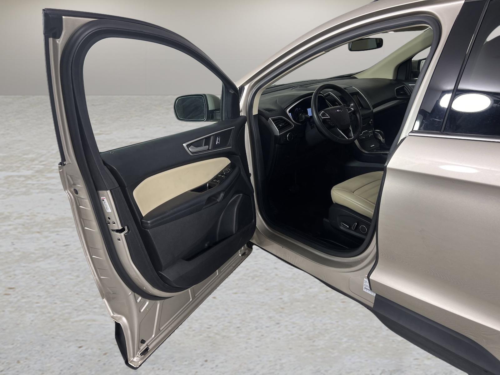 2017 Ford Edge Vehicle Photo in GEORGETOWN, TX 78626-7508