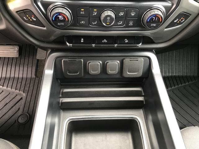 2018 Chevrolet Silverado 1500 Vehicle Photo in GREEN BAY, WI 54303-3330