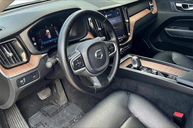 2022 Volvo XC60 Vehicle Photo in Houston, TX 77007