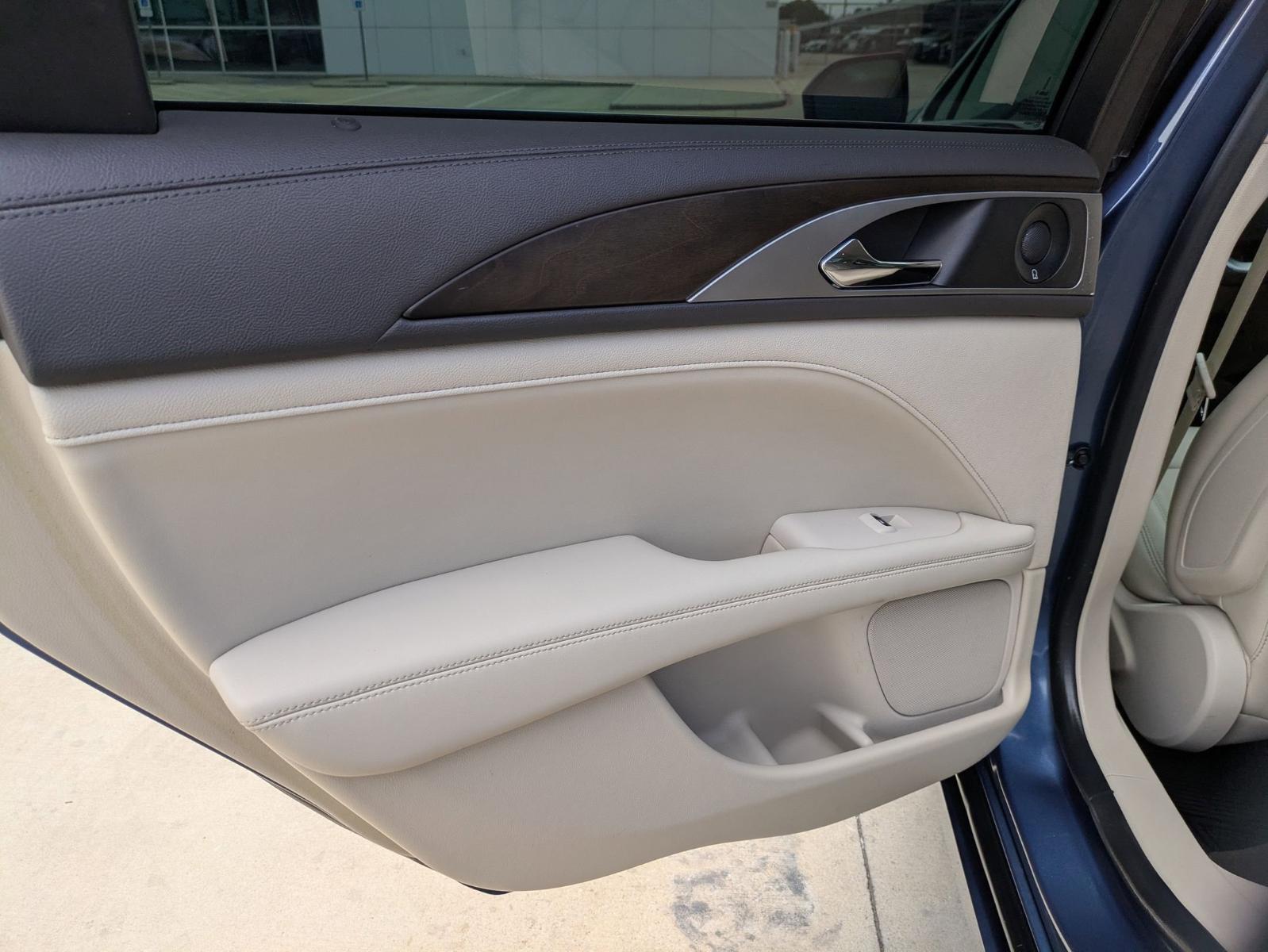 2019 Lincoln MKZ Vehicle Photo in SELMA, TX 78154-1460