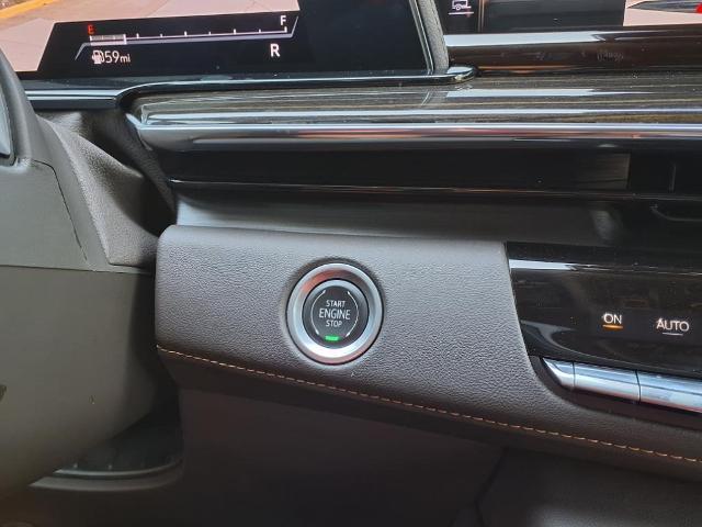 2022 Cadillac Escalade Vehicle Photo in Tampa, FL 33612