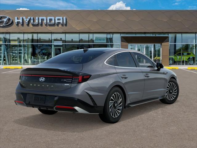 2025 Hyundai SONATA Hybrid Vehicle Photo in Peoria, IL 61615