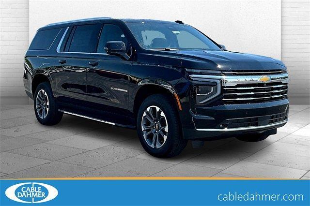 2025 Chevrolet Suburban Vehicle Photo in TOPEKA, KS 66609-0000