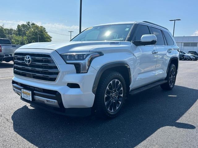 2023 Toyota Sequoia Vehicle Photo in COLUMBIA, MO 65203-3903