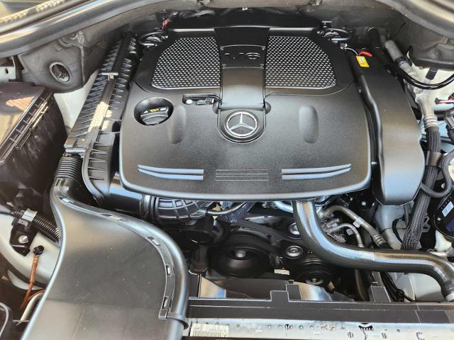 2013 Mercedes-Benz M-Class Vehicle Photo in DENTON, TX 76210-9321