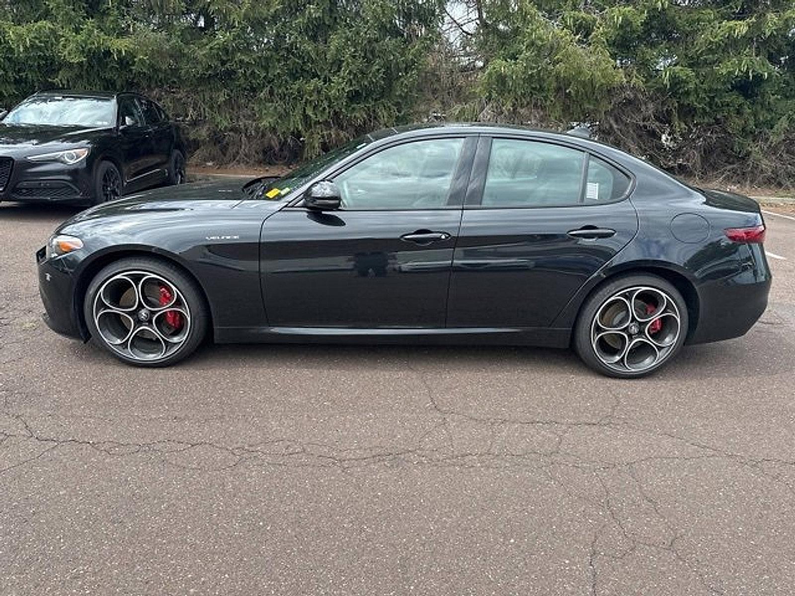2022 Alfa Romeo Giulia Vehicle Photo in Willow Grove, PA 19090