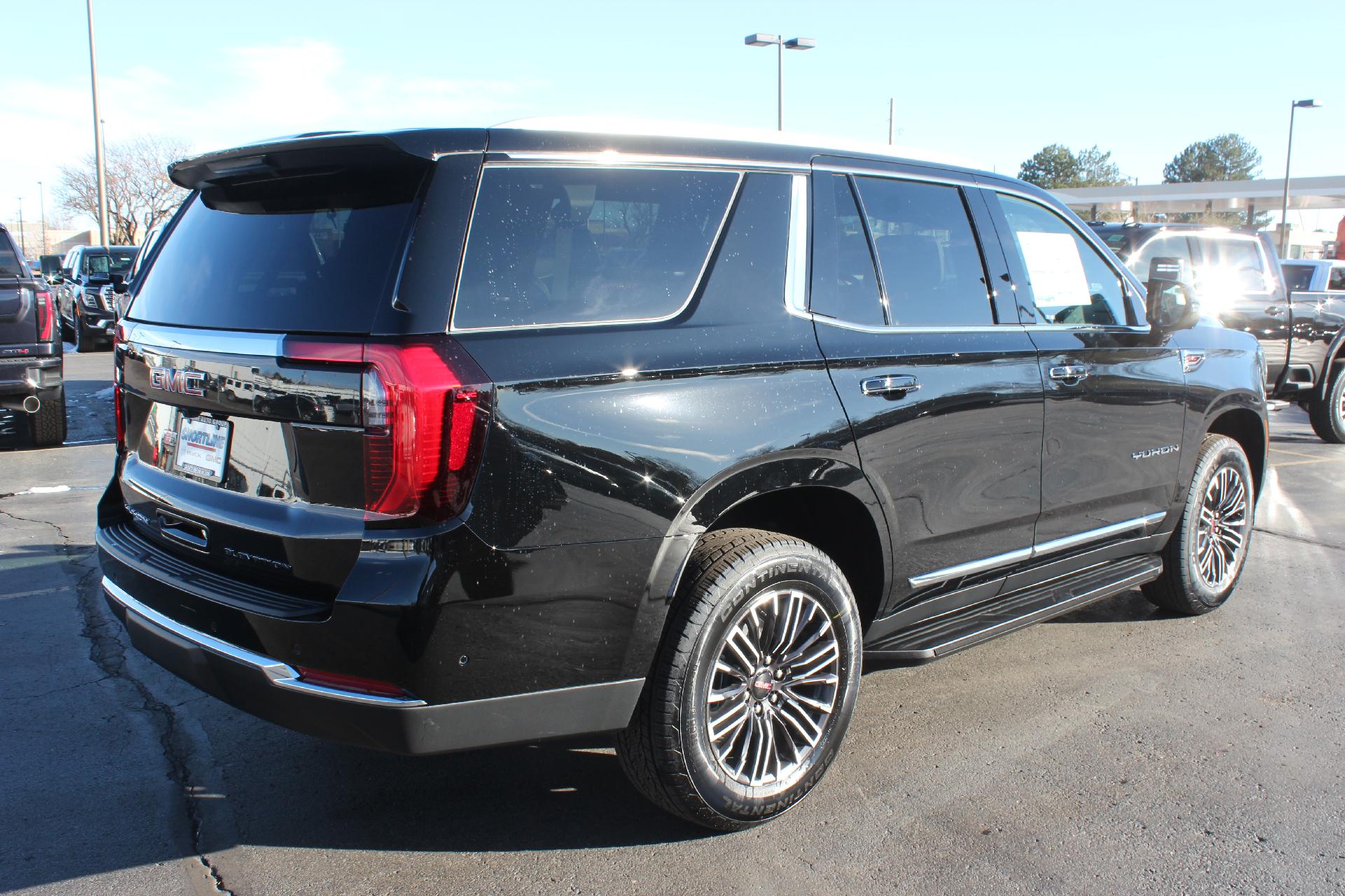 2025 GMC Yukon Vehicle Photo in AURORA, CO 80012-4011