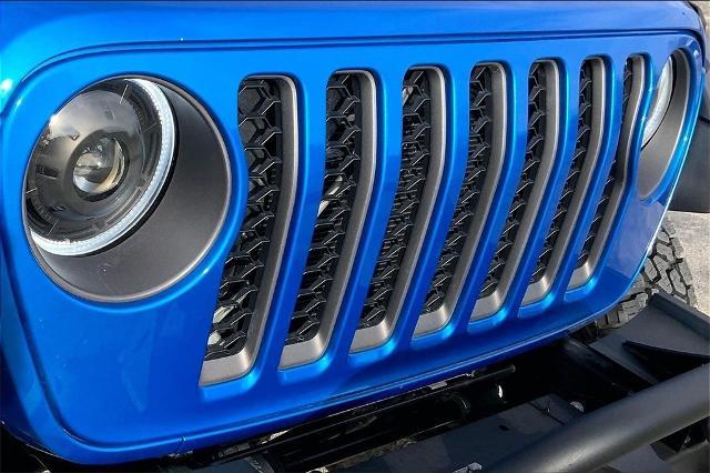 2020 Jeep Gladiator Vehicle Photo in Kansas City, MO 64114