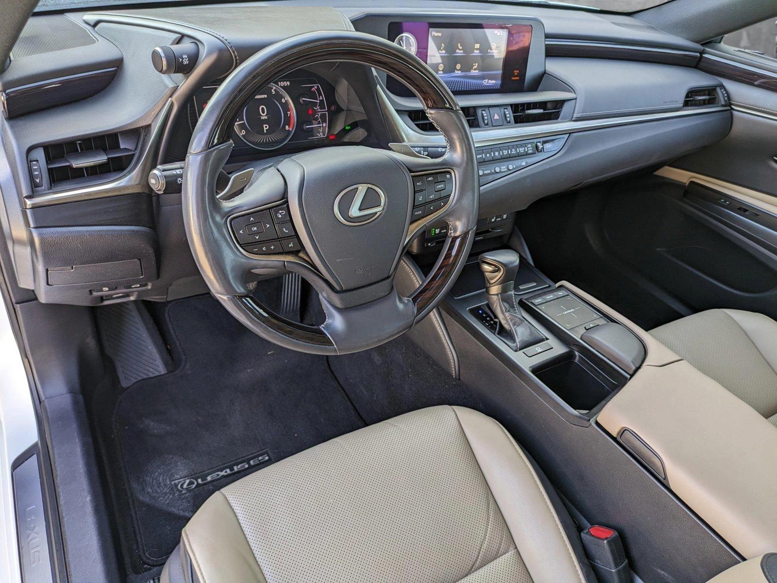 2019 Lexus ES 350 Vehicle Photo in Bradenton, FL 34207