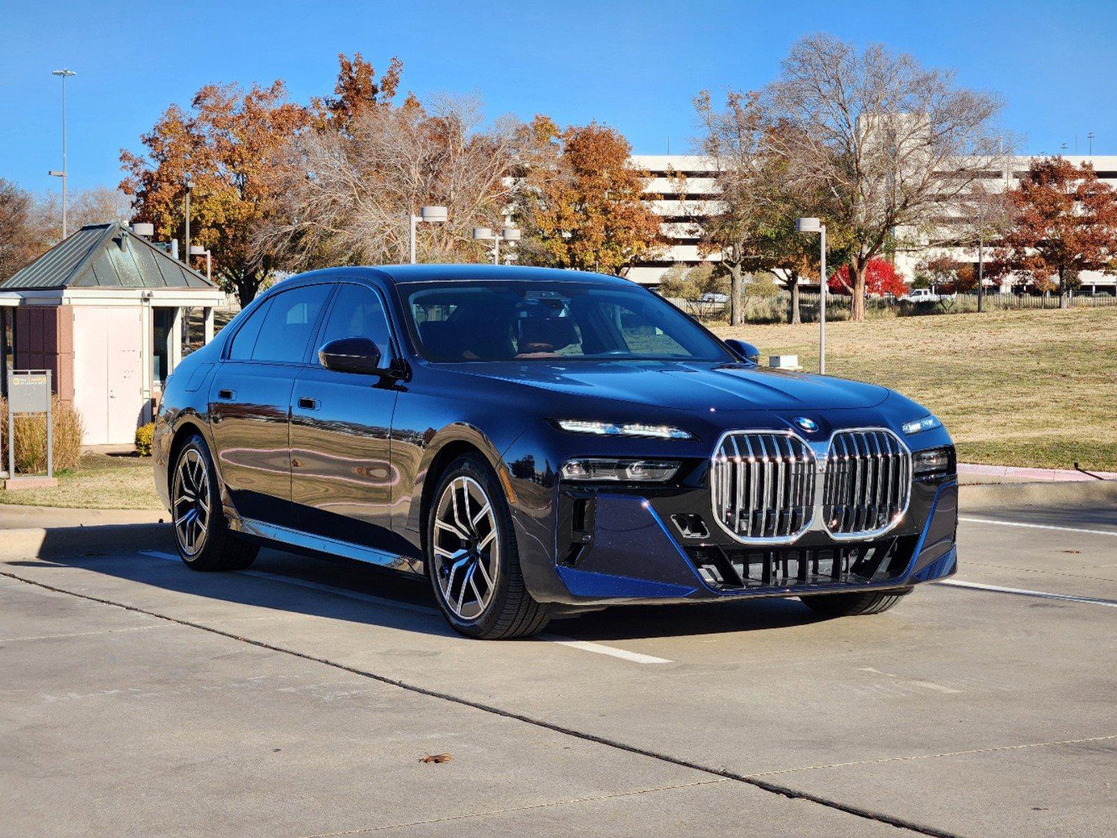 2024 BMW 740i Vehicle Photo in PLANO, TX 75024