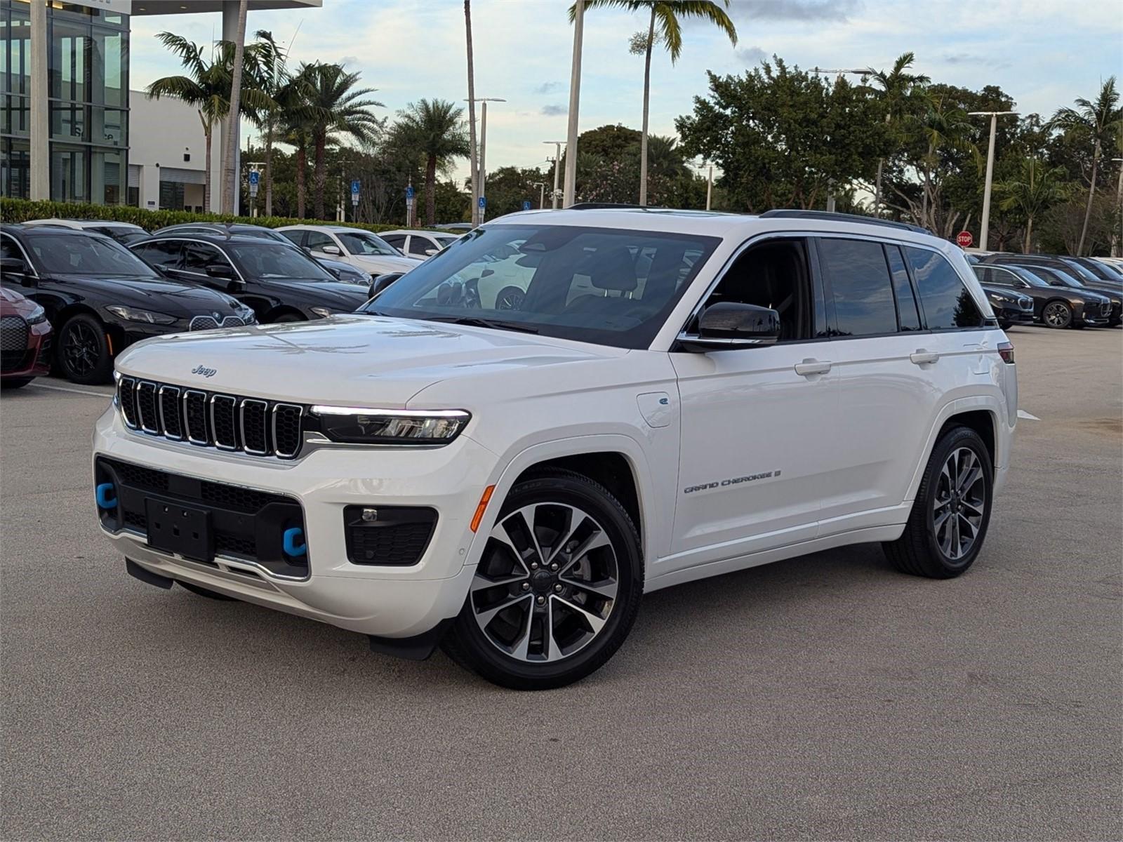 2024 Jeep Grand Cherokee 4xe Vehicle Photo in Delray Beach, FL 33444