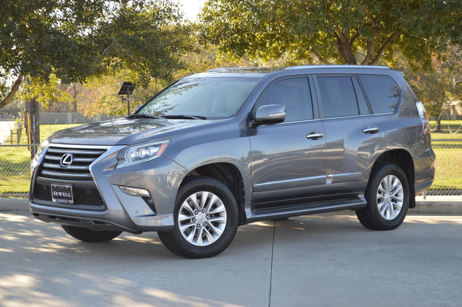 2015 Lexus GX 460 Vehicle Photo in Houston, TX 77090