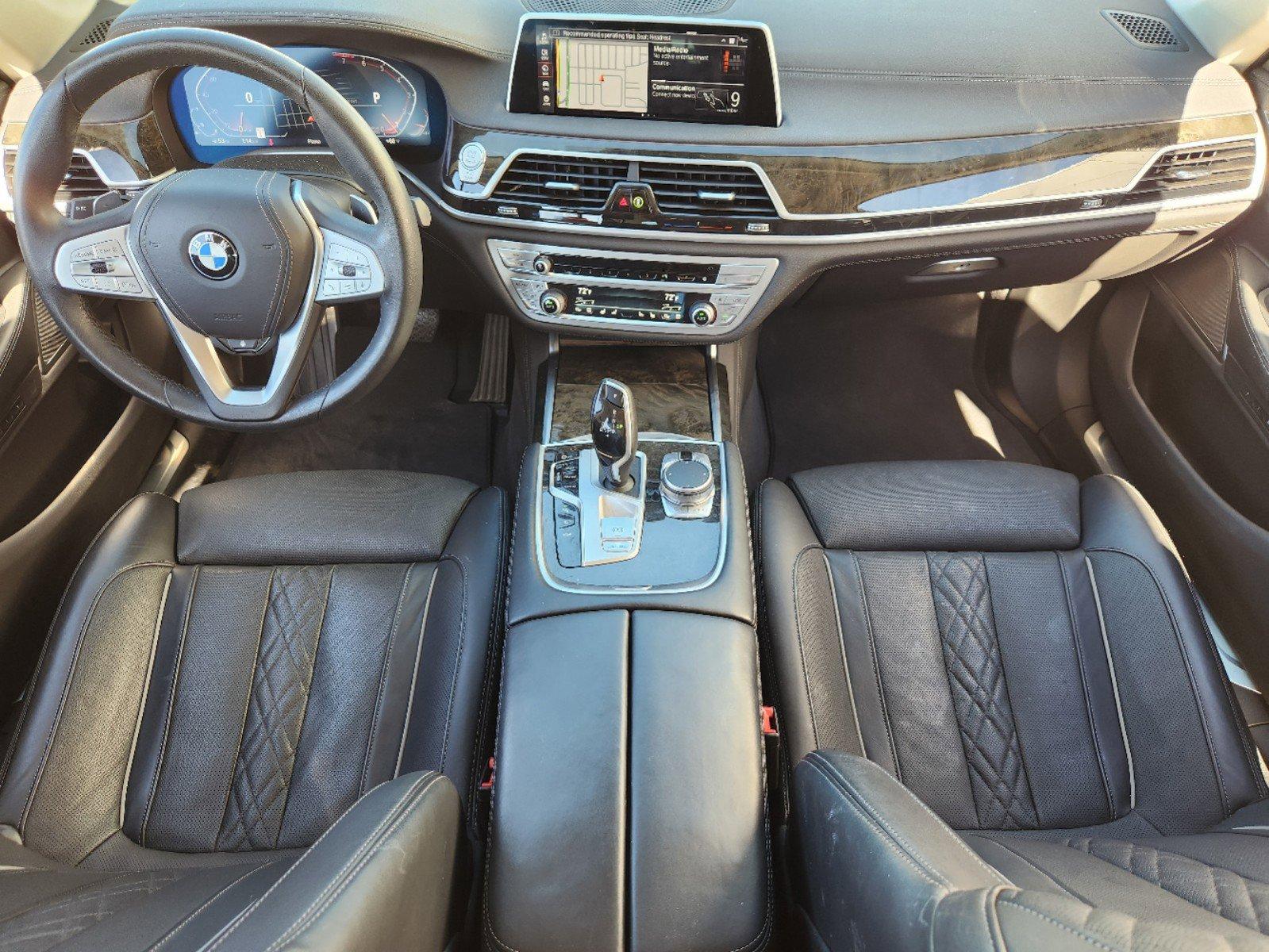 2022 BMW 740i Vehicle Photo in PLANO, TX 75024