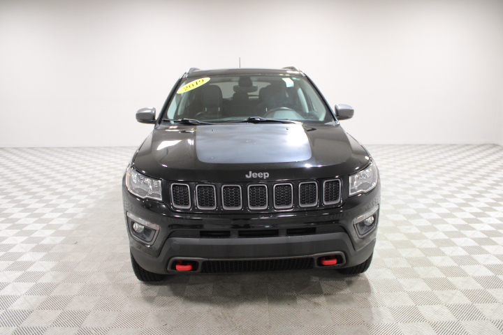 Used 2019 Jeep Compass Trailhawk with VIN 3C4NJDDB7KT683259 for sale in Louisville, NE