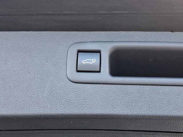 2020 Toyota Highlander Vehicle Photo in DANBURY, CT 06810-5034