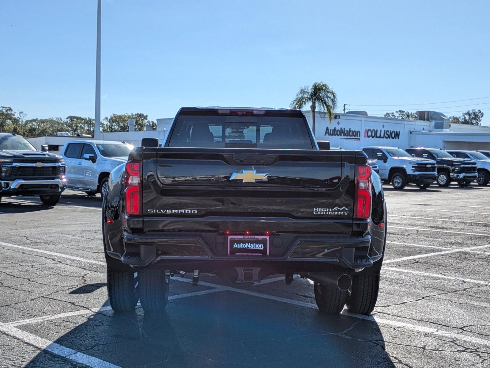 2025 Chevrolet Silverado 3500 HD Vehicle Photo in PEMBROKE PINES, FL 33024-6534