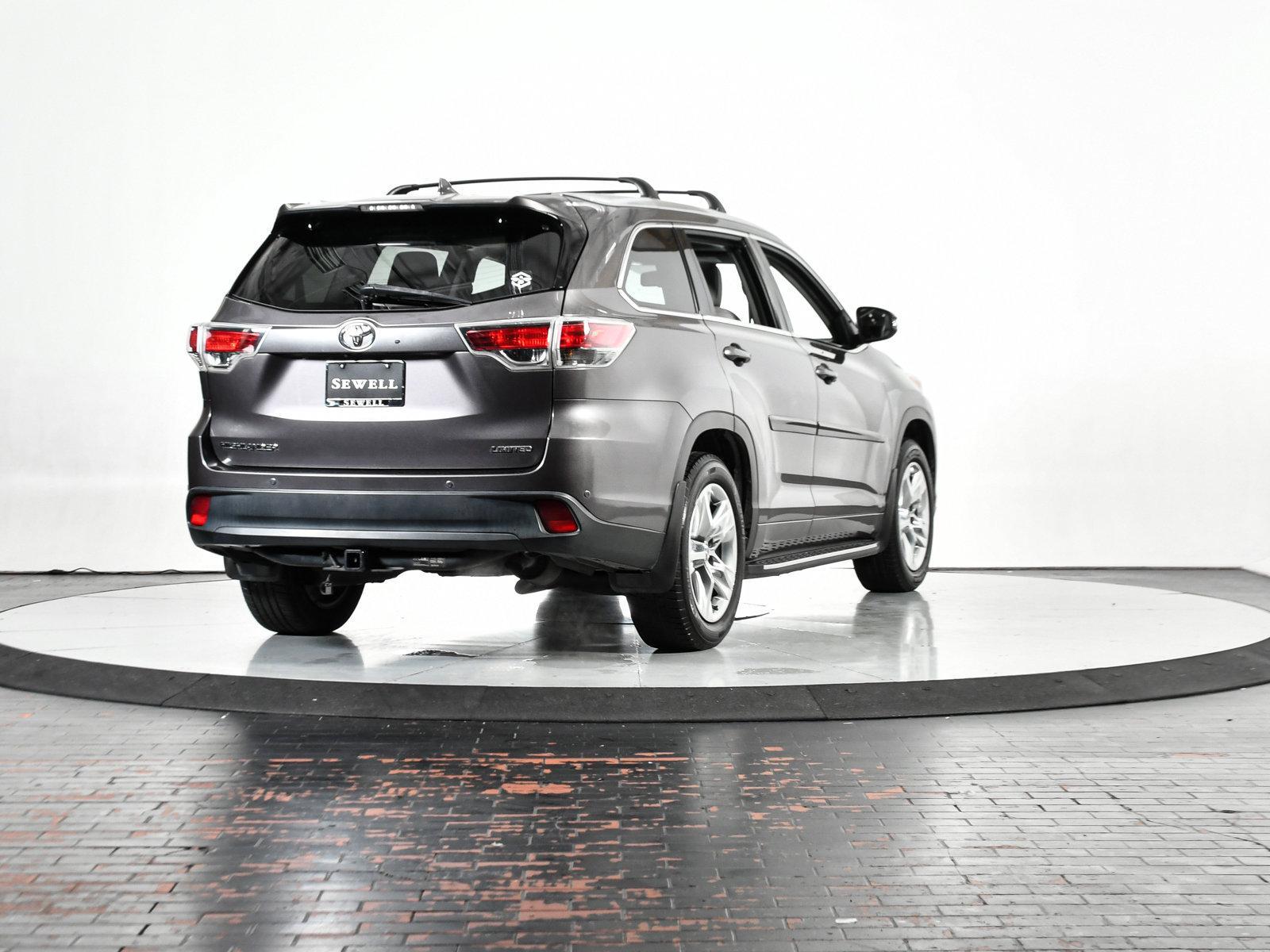 2015 Toyota Highlander Vehicle Photo in DALLAS, TX 75235