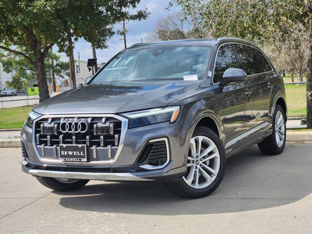 2025 Audi Q7 Vehicle Photo in HOUSTON, TX 77090