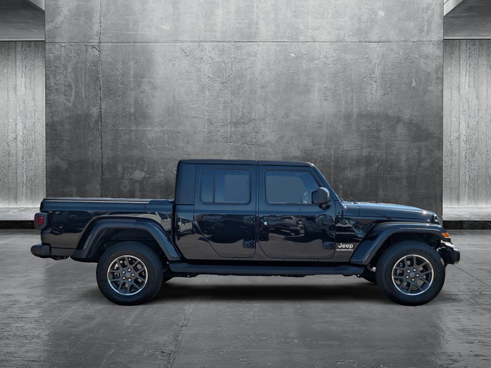 2022 Jeep Gladiator Vehicle Photo in St. Petersburg, FL 33713