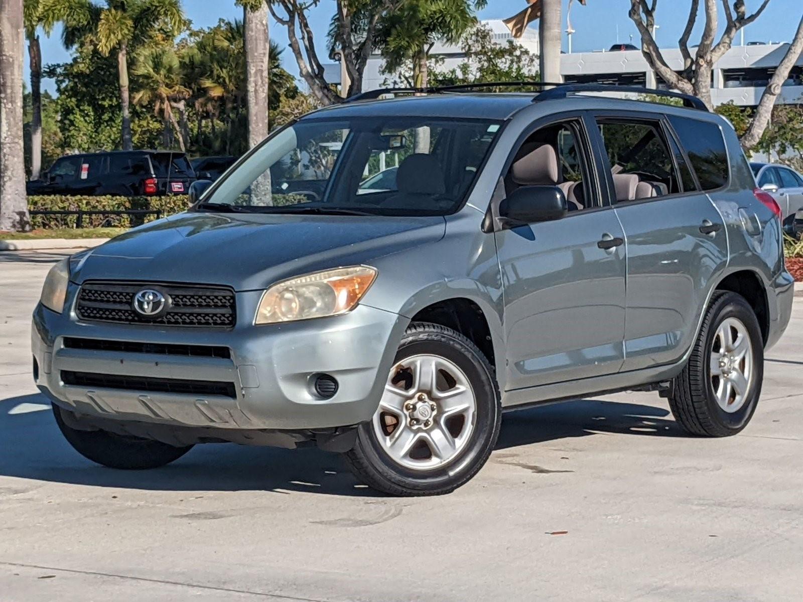 2008 Toyota RAV4 Vehicle Photo in Davie, FL 33331