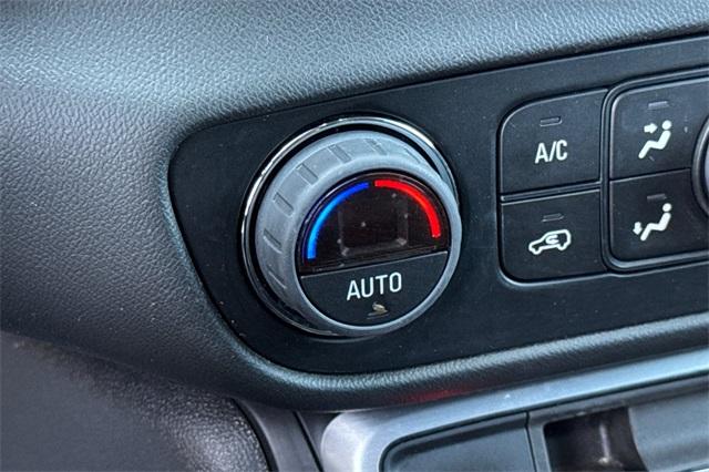 2023 GMC Terrain Vehicle Photo in ELK GROVE, CA 95757-8703