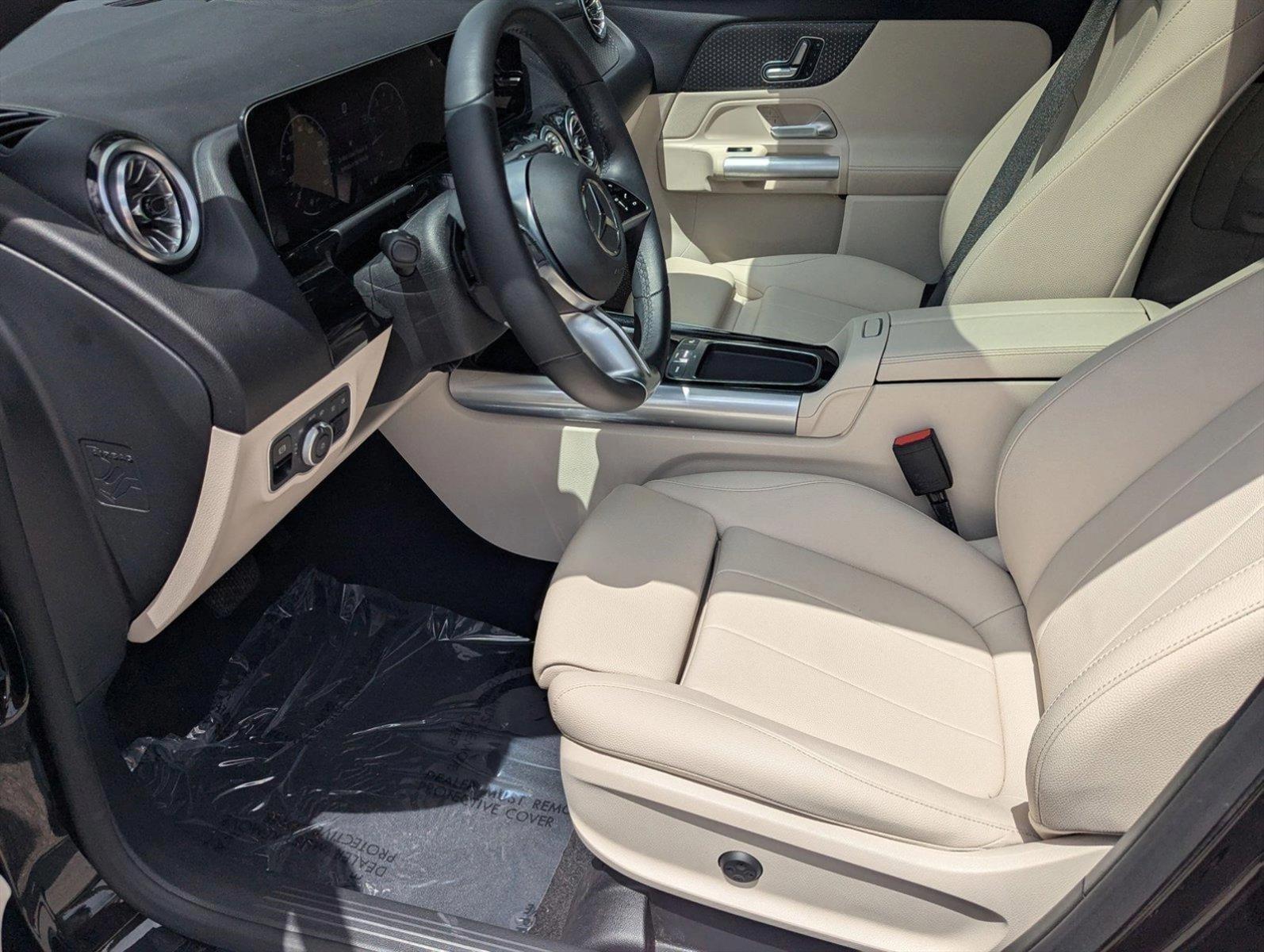 2025 Mercedes-Benz GLA Vehicle Photo in Delray Beach, FL 33444
