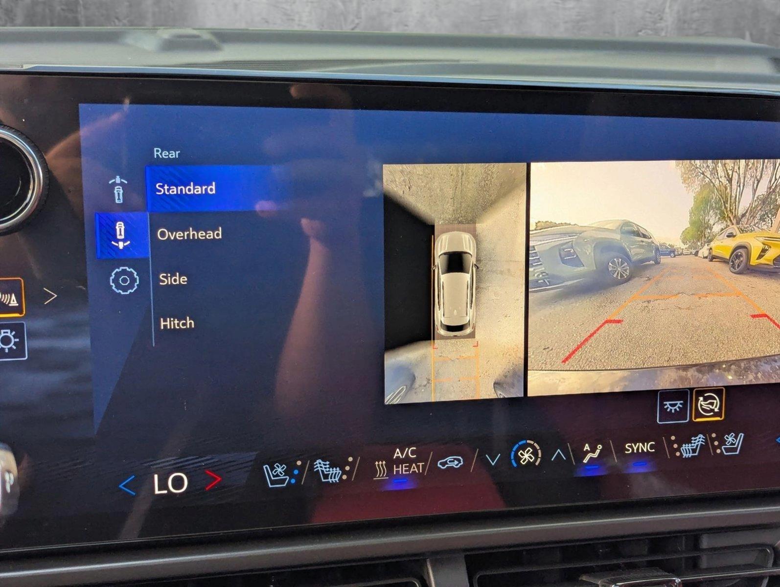 2025 Chevrolet Equinox EV Vehicle Photo in GREENACRES, FL 33463-3207