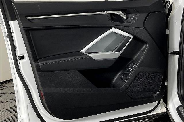 2024 Audi Q3 Vehicle Photo in Tulsa, OK 74129