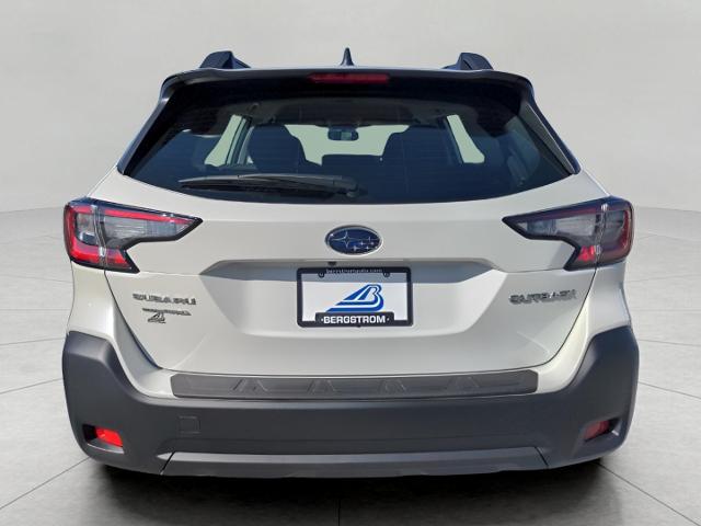 2025 Subaru Outback Vehicle Photo in Green Bay, WI 54304